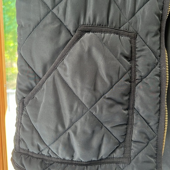 J Crew Factory Black Quilted Vest - Picture 2 of 6
